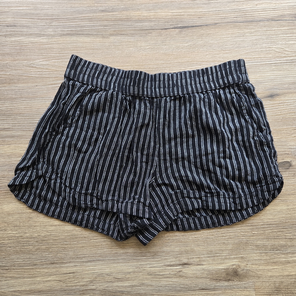 Maurices Striped Shorts in Black and White